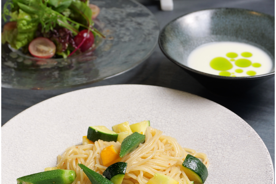 旬の野菜のアーリオオーリオペペロンチーノ