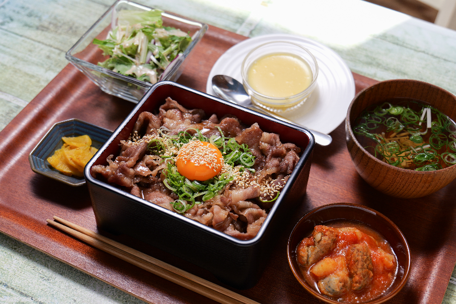 大判牛カルビすき焼き重